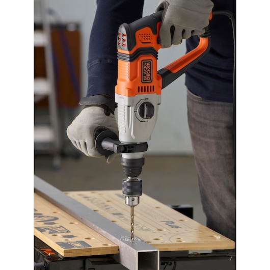 800W Corded SDS-PLUS Hammer Drill and Kit Box