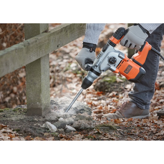 1250W Corded SDS-PLUS Hammer Drill and Kit Box
