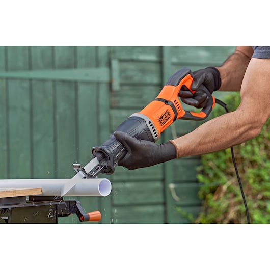 750W Corded Reciprocating Saw with Branch Holder and 2x Blades in Kit Box