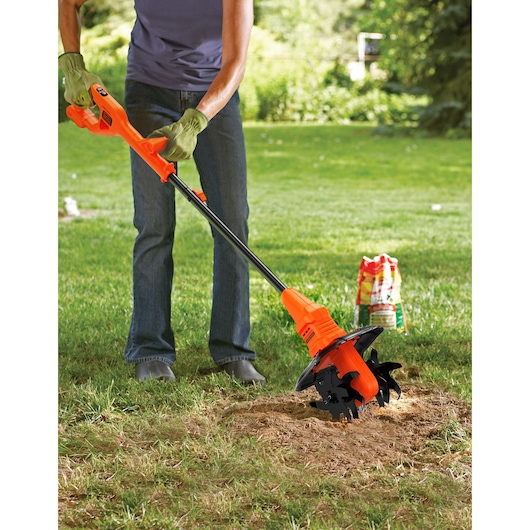 BLACK+DECKER 18V tiller bare unit ready for use