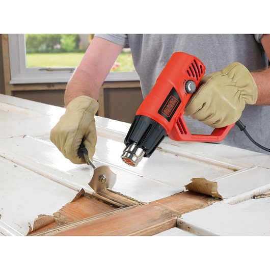 2000W Heat Gun with 5 accessories stripping paint from wood door