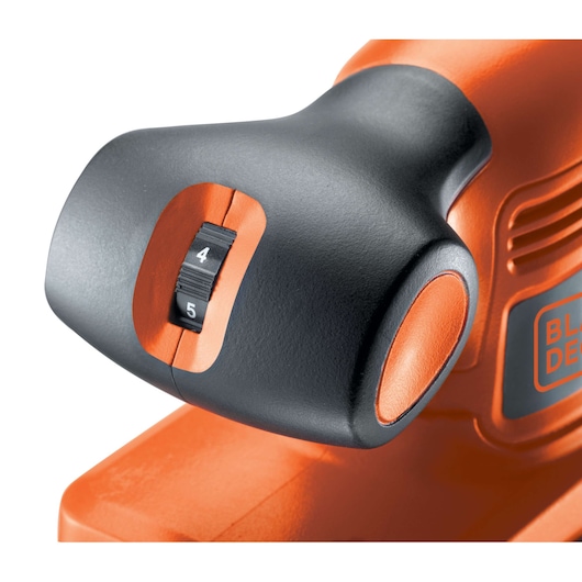 BLACKDECKER KA320EKA sander front angle showing black and orange speed adjustment dial.